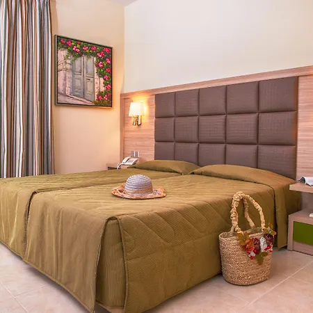 Stamatia מלון 3*